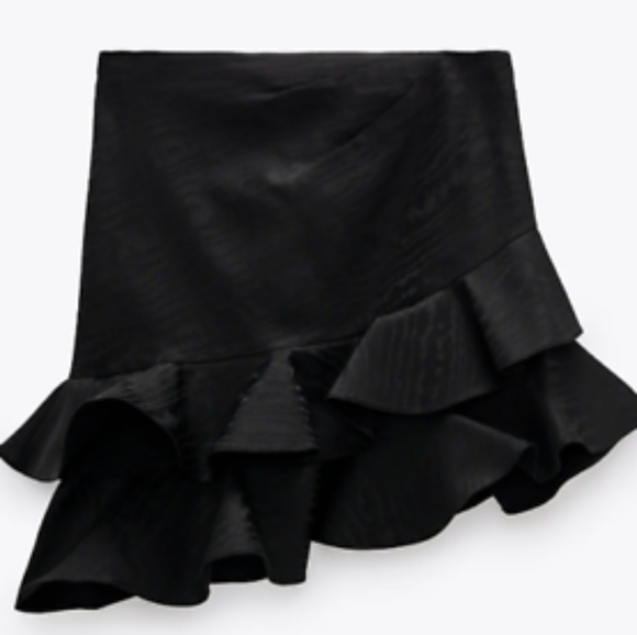 NWT ZARA | Ruffled High-Waisted Black Mini Skirt - Picture 3 of 6